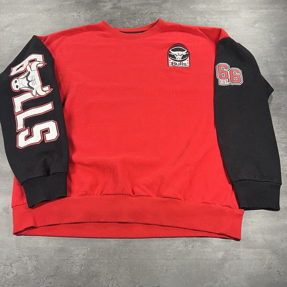 Chicago Bulls Sweatshirt Men Large Red Black NBA Basketball Mascot Logo Benny